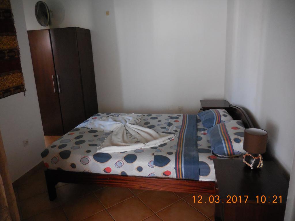 Casa Comba Bed & Breakfast Mindelo Exterior photo