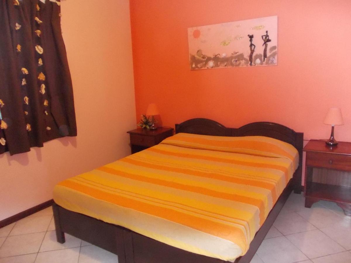 Casa Comba Bed & Breakfast Mindelo Exterior photo